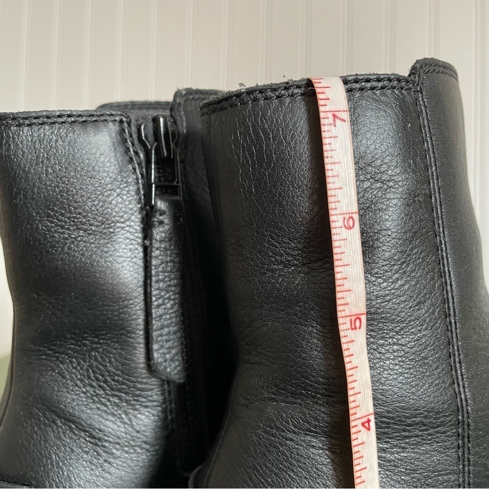 Sorel PHOENIX Waterproof Boots in Black Leather - Picture 6 of 10